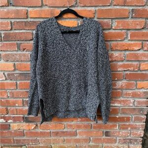 Women’s Athleta Shasta V-neck Oversized Sweater Merino Wool Blend